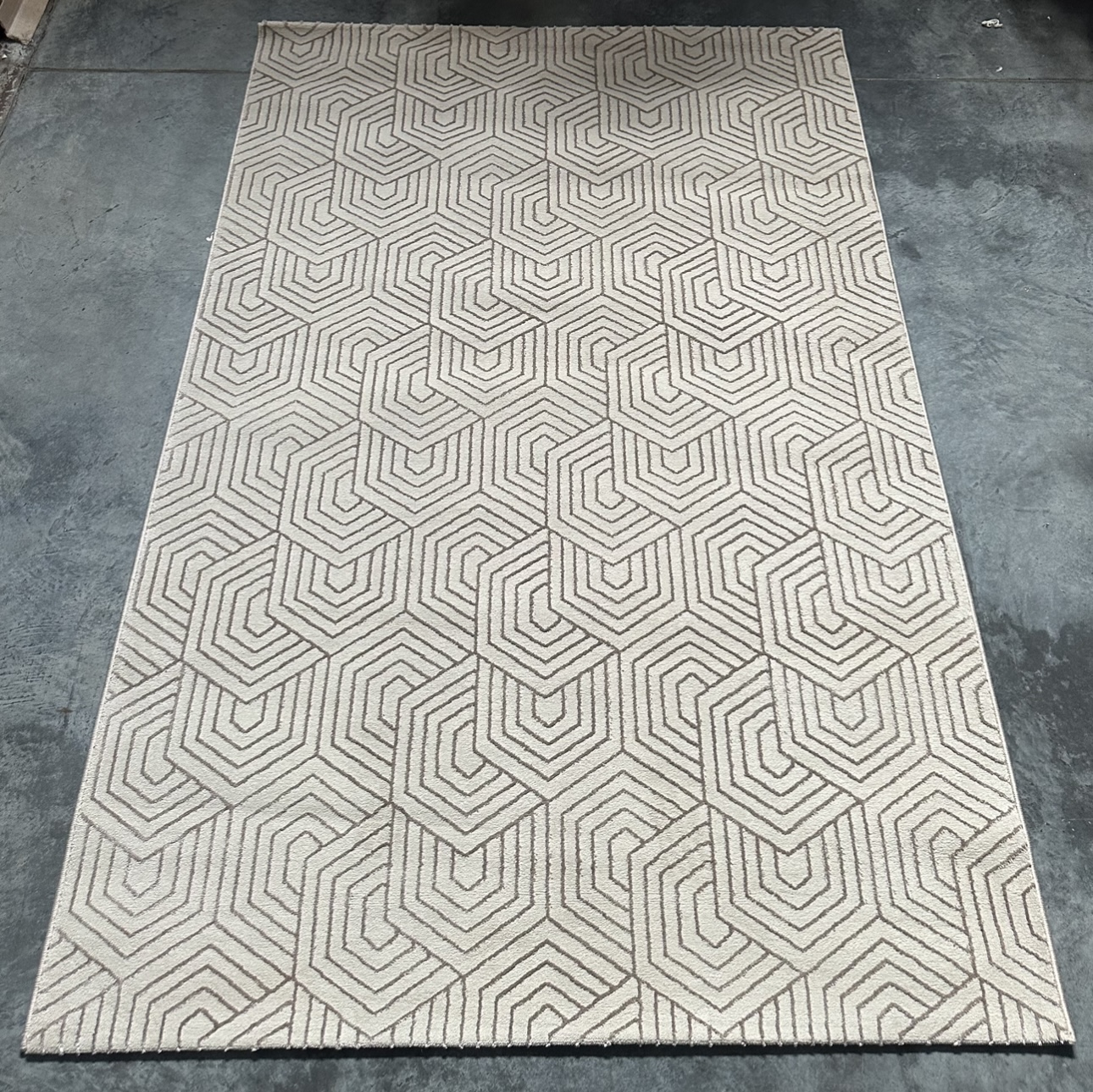 картинка M0002B STAN D.VİZON / BEIGE CKM магазин являющийся официальным дистрибьютором в России 