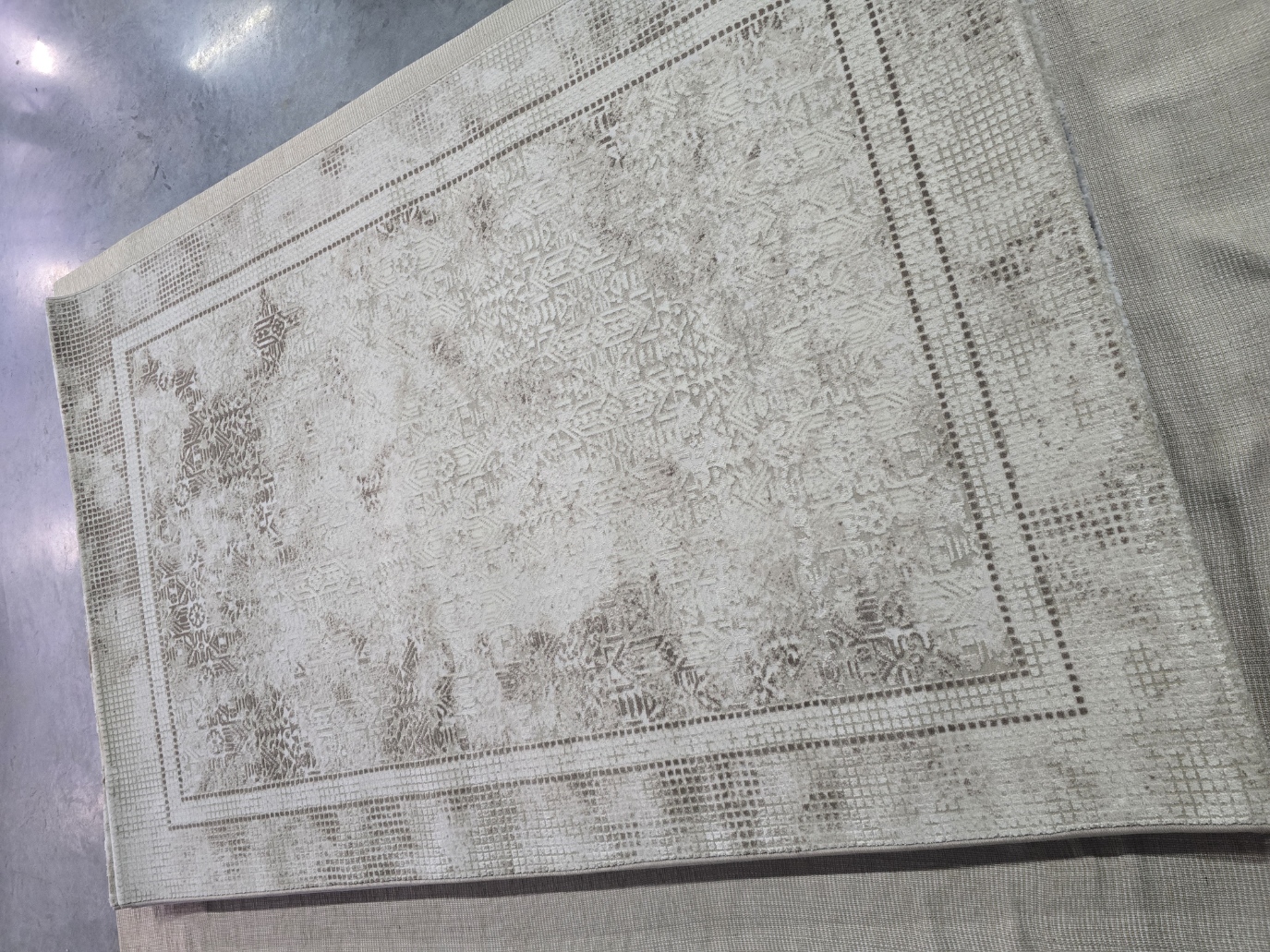 картинка 41079A STAN D.BEIGE / CREAM магазин являющийся официальным дистрибьютором в России 